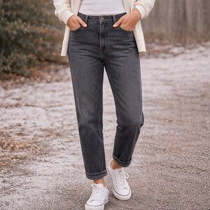 Old Navy Mid Rise Wow Boyfriend Jeans Gray Wash Women's 0 Short